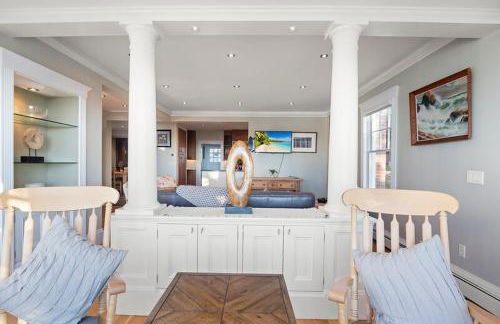 Magnificent Ocean View walk to beaches and town - Foto 6