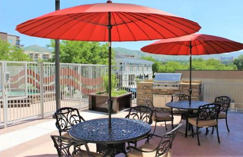 Luxury Condo in the Library Square District - Foto 26