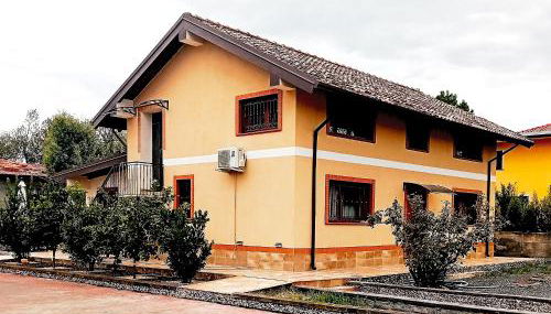 Casa Happy - La mansarda del sorriso con parcheggio privato a Valcorrente - Foto 1