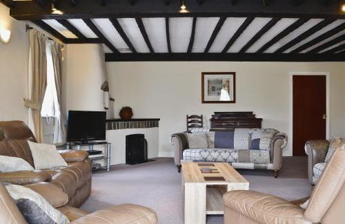 Green Acre Cottage - Photo 2