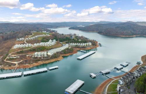 Family-friendly Home Hot Tub Lake View & Pool Access - Foto 68