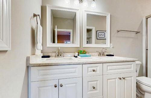 Lake View Cabin Sleeps 10 Pool Golf Marina Access - Foto 14