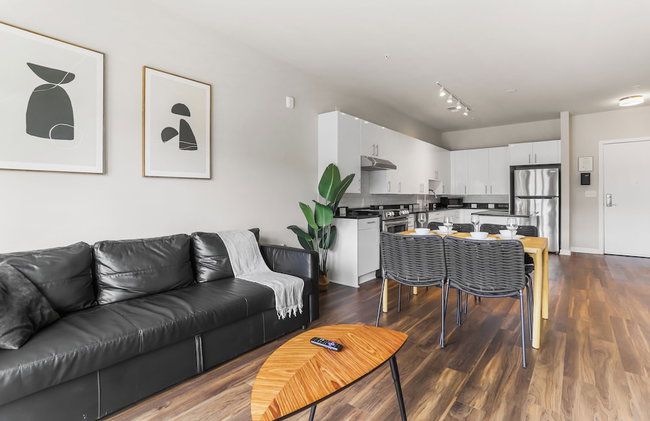 Huntington Apartments near Huntington Metro - We Host - Photo 44
