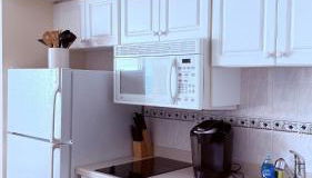 Breathtaking OCEAN FRONT Condo in Daytona Beach - Foto 4, stove