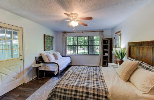 Lakefront Emerald Point wfirepit & kayaks - Foto 25