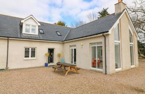 P'lace of Glassaugh - Photo 5