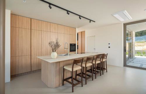 Villa bOx in Central Istria for 14 persons with wellness, 54 m2 heated pool, & kids playground - Foto 14