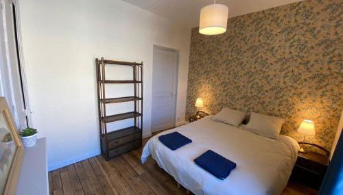 Maison de Charme - 4 Chambres - Courette & Parking Gratuit - Foto 5