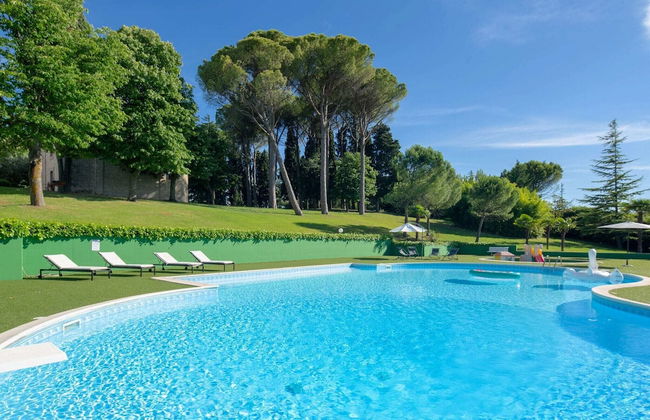 Splendid Villa in Macerata With Pool & Views - Foto 33