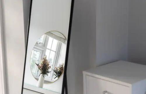 Pass the Keys Stylish Modern 3 bed house with Parking - Foto 27