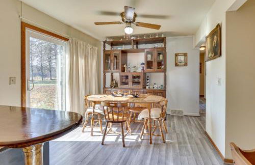 Family-Friendly Home with Fire Pit about 10 Mi to Akron! - Foto 7