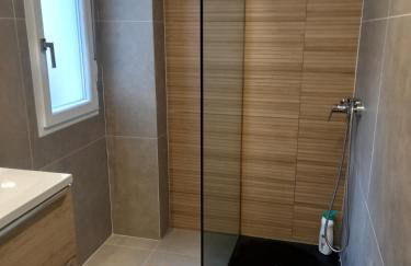 Casa con jardín, aparcamiento - Photo 11