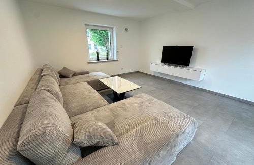 Ferienhaus Zentral, nahe Legoland und Stadtmitte, Flussblick - Perfekt für Familien, Geschäftstreffen, Monteure und mehr! - Foto 4