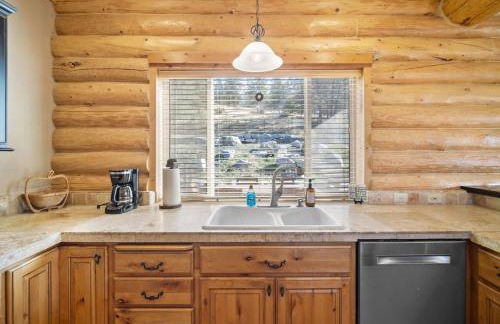 Nomad Peak Retreat Rustic Cabin in Mt Spokane - Foto 25