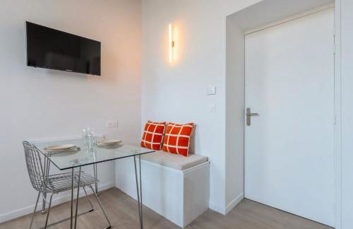 Studio équipé côté rue, parking gratuit - Foto 2