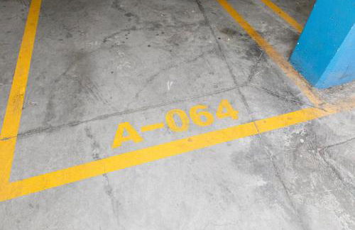 Apartment with free parking and pool - Foto 31