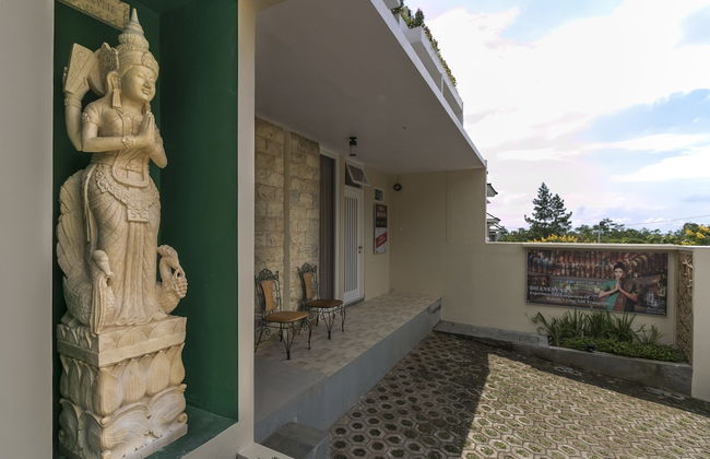 Dhanesvara Holistic Villa - Foto 9
