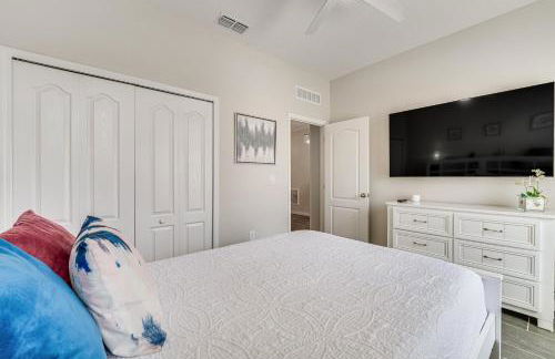 Relax, Play, Swim Luxe Haines City Home with Lanai! - Foto 20