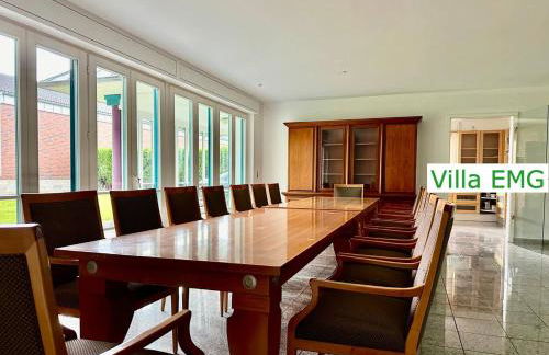 Ferienhaus Villa EMG Gelsenkirchen nah Essen Dortmund mit Pool und Garten für Familien Gruppen bis 21 Personen - Foto 3