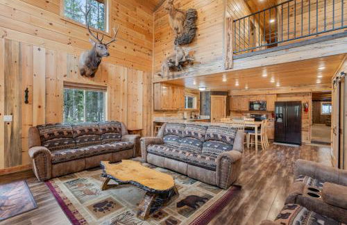 Rustic Retreat, Sleeps 20, Epic Game Room, Hot Tub, 20min to Yellowstone - Foto 24