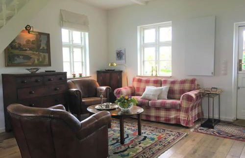 Zauberhaftes englisches Cottage am Gutshaus - Foto 3