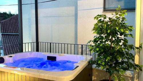 Modern Jacuzzi Apartment Mickey - Foto 2