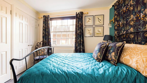 Mayfair 3-bed 6-guest W/patio & ac Berkeley Square - Foto 4, Habitación