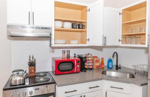 Central Albany Apartment with WiFi Walk to Capitol and Empire Plaza - Foto 16