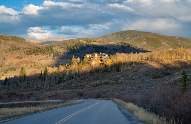 Topaz Estate by Avantstay Luxe Home, Pool + View - Foto 30