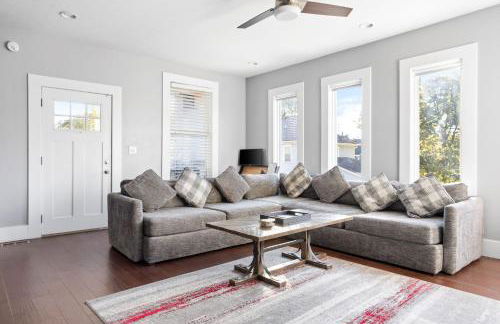 Spacious Home Garage Near Fountain Square-Family Friendly - Foto 6