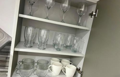 New Modern 3 Bed En-suites City Centre Apartment - Sleeps 8- Paid Parking Options - Foto 12