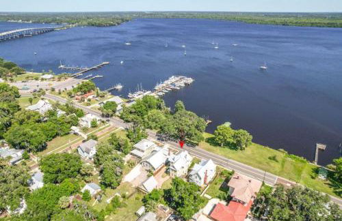 Historic St. Johns River Retreat | Dock, Boat Access & Pet Friendly - Foto 3