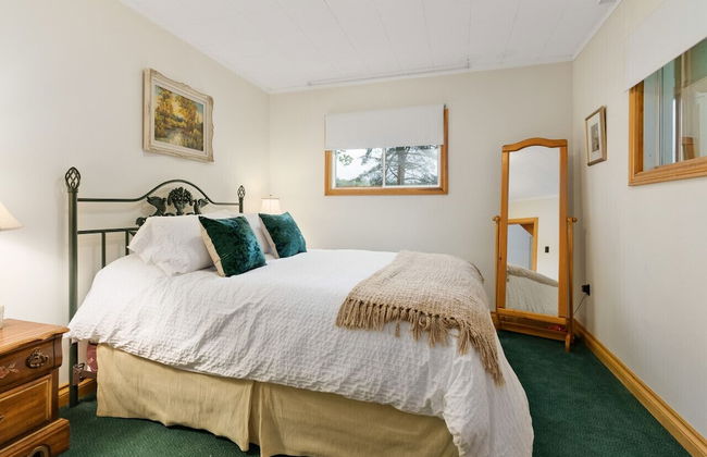 Bear Essentials Lakefront Hideaway - Foto 20