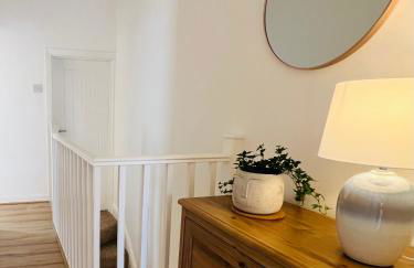 2025 Award Winner Liverpool Peach House - 4 Bedrooms - Foto 51