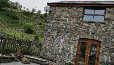 Cwm Farm Cwtch - Photo 3