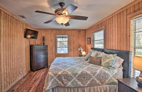 St Johns River Canal Home with Grill! - Foto 14