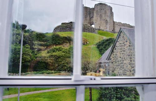 Porthyraur castle view, beach, parking,EV point Pet friendly - Foto 37