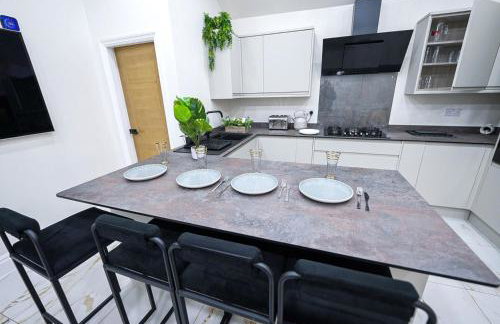 Cozy Charming Bungalow BRAND NEW - Photo 76