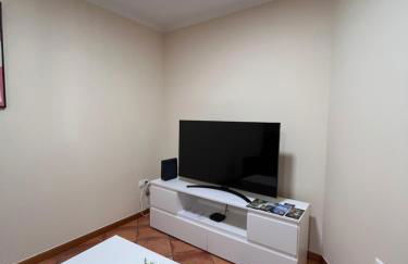 Machico Village Apartment - Terrace and car park - Foto 7