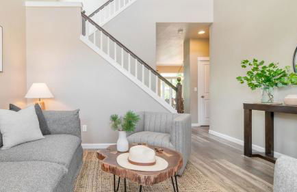 Canal Trail Base Camp by AvantStay Hot Tub Deck Walk to Pickleball 10 Min to Bend Family Friendly - Foto 20