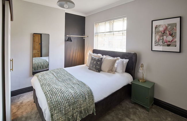 Host Stay Raven House - Photo 5