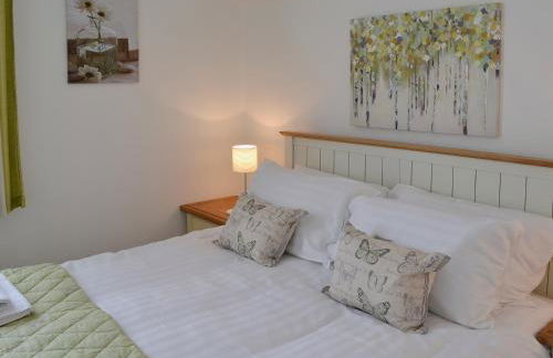 Upper Floors At The Lawns - Photo 15