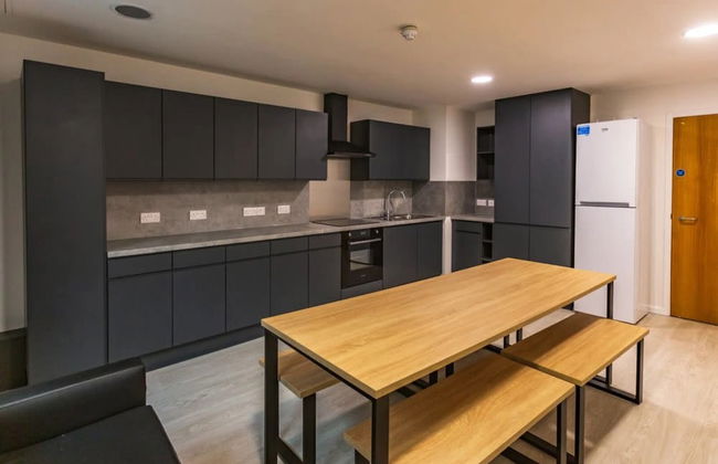 Student Only Buchanan View - Photo 10