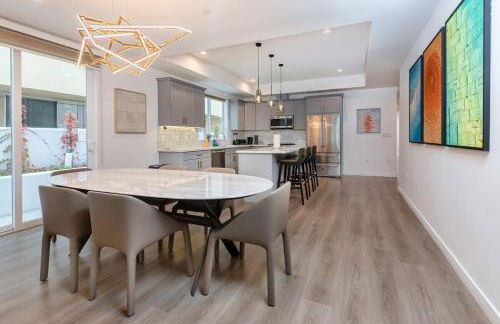 Stunning 3-BR Residence with Free Parking & Patio - Foto 35