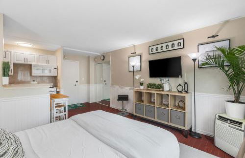 Elektra Muse Studio w/ Views - Walker’s Paradise - Foto 9