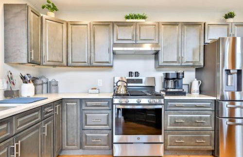 Lakeside Catskills Escape - Soak, Sip, Stargaze - Foto 5