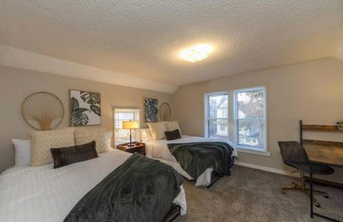 A Very Unique Quirky and Comfortable Home - Foto 30