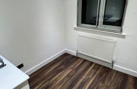 Spacious 3 Bed House with Garden & Free Parking - Foto 23