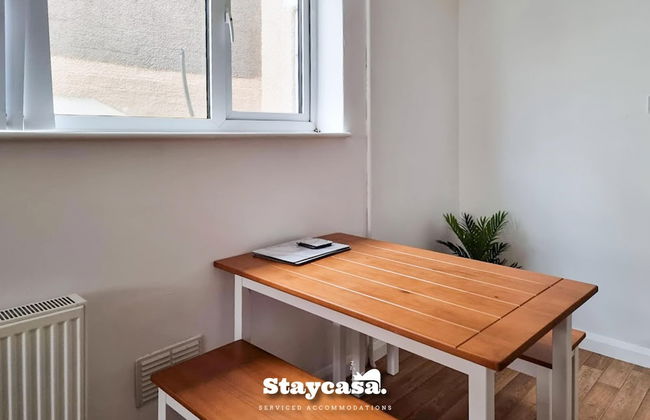 White Cozy House With Pool Table Game Room - Photo 51