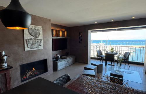 Au Coeur du Port de Hyères - Appartement au luxe discret - Garage Individuel privé - Foto 1